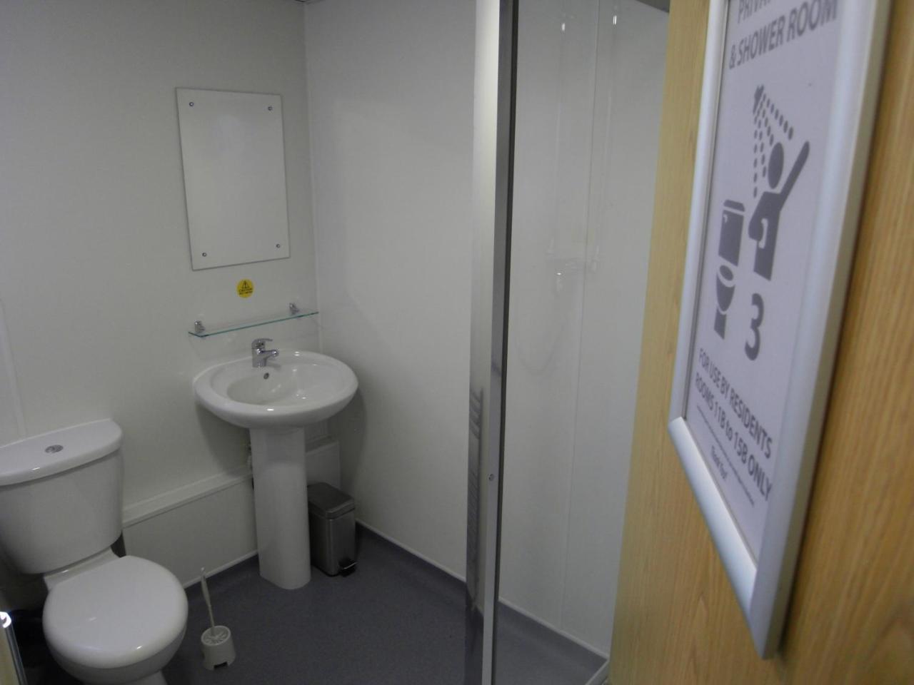 The Stop - Hollies Truckstop Cafe Cannock Bagian luar foto